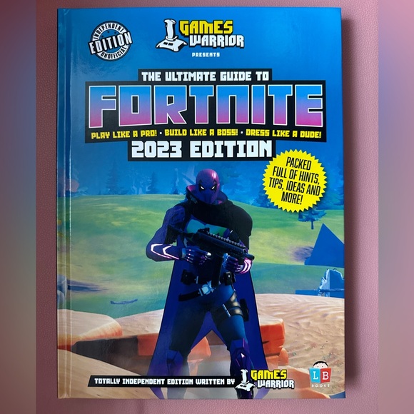 Official fortnite chronicles 2023 & ultimate guide to fortnite 2023 book bundle - Picture 2 of 4